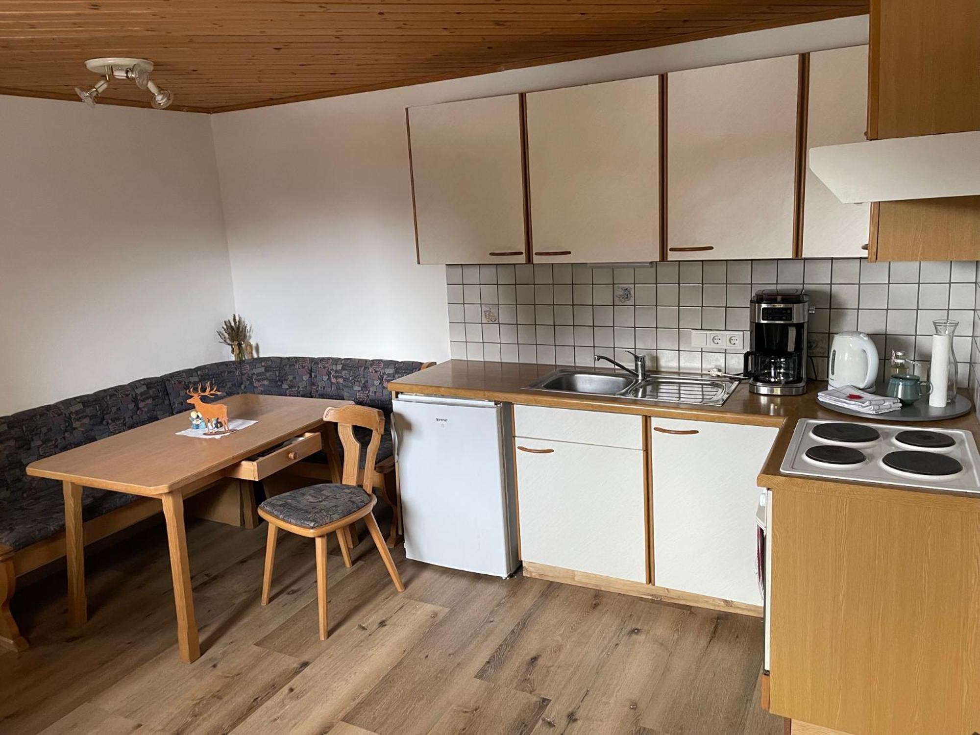 Ferienwohnung In Ruhiger Lage In Bischofshofen Esterno foto